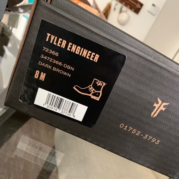 Women's FRYE Tyler Engineer Boots Dark Brown Sz. 8 - Picture 12 of 12